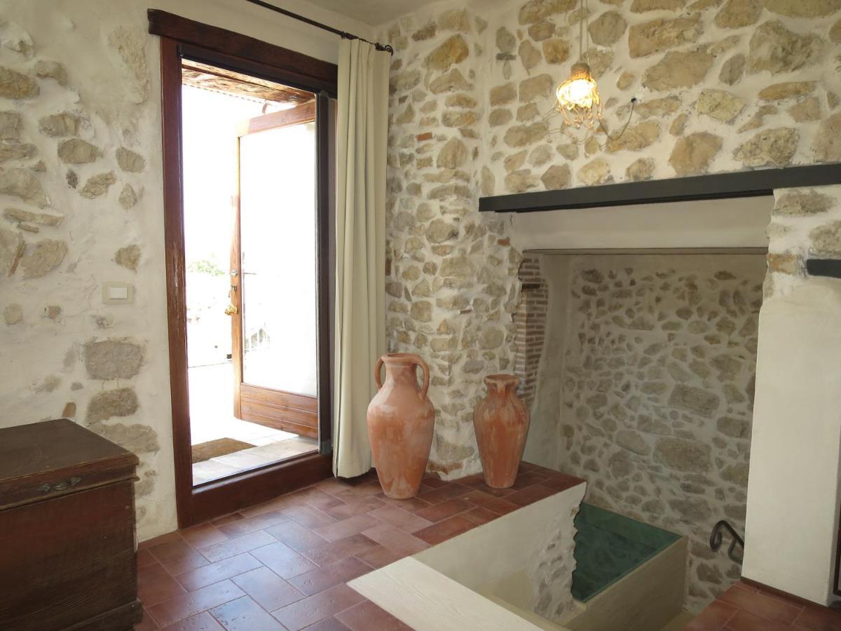 B&B Milleunapietra Romantic Guest House Ausonia Exteriér fotografie